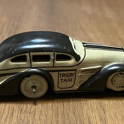 1930s Marx Tricky Taxi Tin Wind Up Car (No Key)