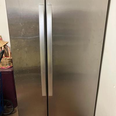 Whirlpool Refrigerator