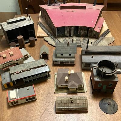 HO Scale Plastic Buildings