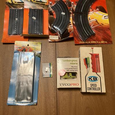 Tyco and Aurora HO Slot Car Accessories (New in Box)