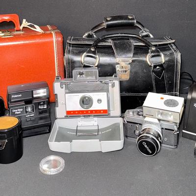 Vintage Cameras Enthusiast - Canon & Polaroid!