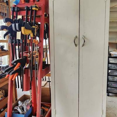 Awesome Woodworking Clamp Station - Handy & Accessible!