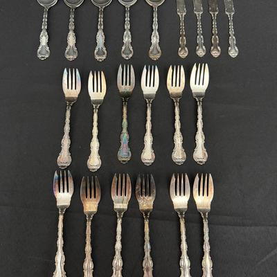 Sterling Silver Flatware Set | 26.6oz | Forks, Spoons & Butter Spreaders | Incomplete Set