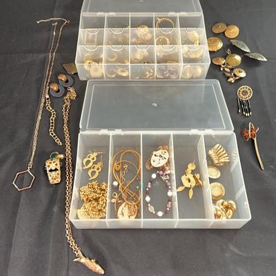Jewelry Bundle – Fashion, Vintage & Artisan Necklaces, Earrings, Brooches & More