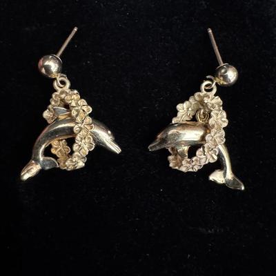 Gold 14k Plumeria Flower Earring With Dolphins | 3.67g Total Weight 