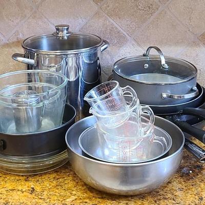 Endless Inspiration For Culinary Creations - Cookware & Baker's Bundle