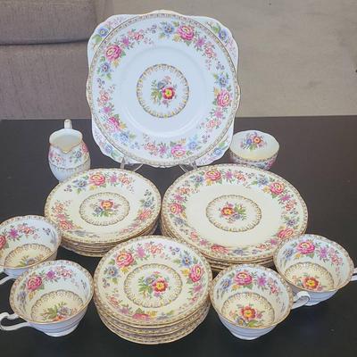 ABJ Grafton 25 Piece Vintage China Tea Set Made In England