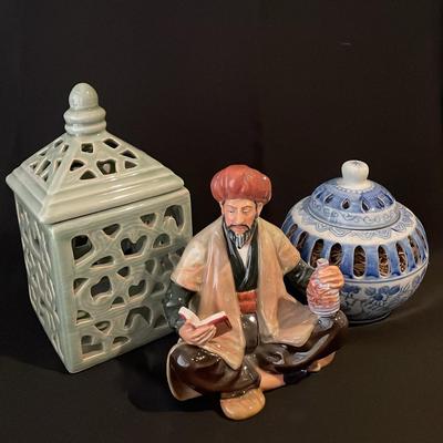 Royal Doulton ‘ Omar Khayyam’ Figurine HN 2247 CR  1964 * Ceramic Oriental  Design Potpourri Jars 
