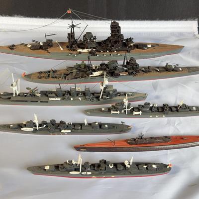 Model Warships * Aircraft Carrier 