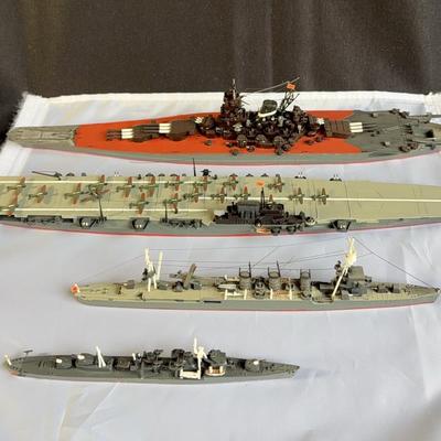 Model Warships * Aircraft Carrier 