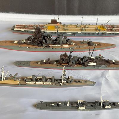 Model Warships * Aircraft Carrier 