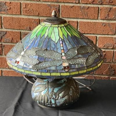Gorgeous Blue Tiffany-Like 16.25” Dragonfly Table Lamp * Inlaid Glass Shade W/ Bronze Finish Base 