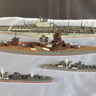 Model Warships * Aircraft Carrier 