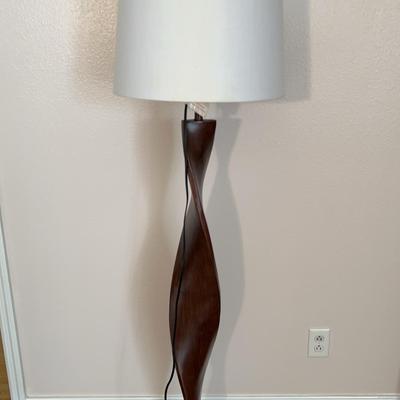 Wooden Curved Lamp 16x62x16