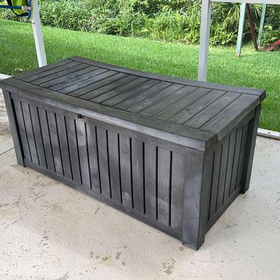 Keter 170 Gal. Resin Deck Box Large Indoor/Outdoor Storage 60x25x28