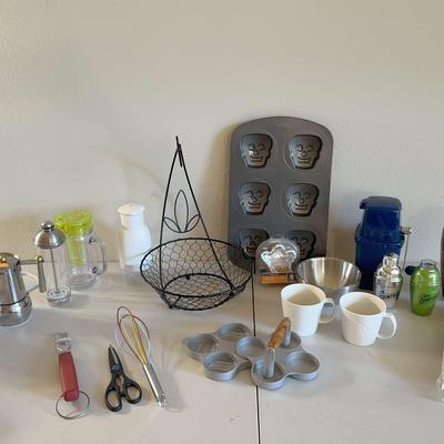 Kitchen -Moka Pot, Banana Holder, Halloween Baking Pan, Starbucks Coffee Cups++