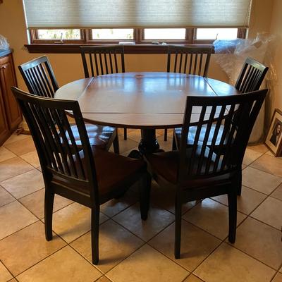 Drop Leaf Kitchen Table with 6 Chairs 