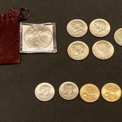 2000 1 oz Silver Eagle Coin, Kennedy Half Dollars, and Misc Dollar Coins