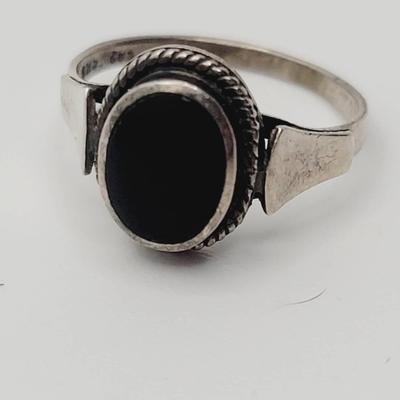 Onyx Sterling Ring Vintage Signed 925 LA2 Sz 7