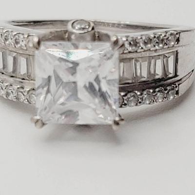 Large Cz Sterling Cocktail Ring Sz 8 925