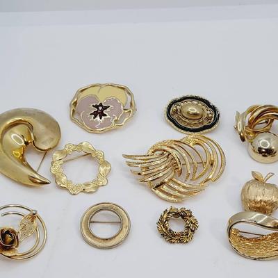 Gold Tone Pin Brooch Lot 60s-90s
