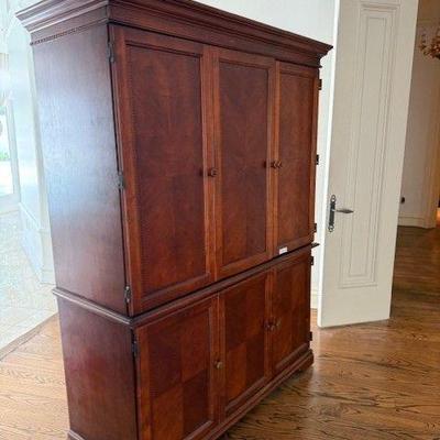BEAUTIFUL ENTERTAINMENT CABINET