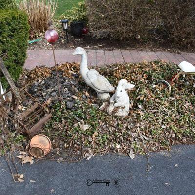 1019 front yard
