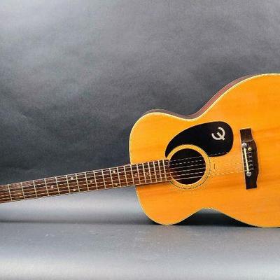 Acoustic guitar 