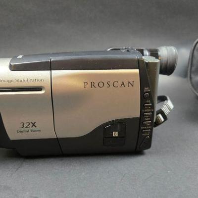 video camera 
