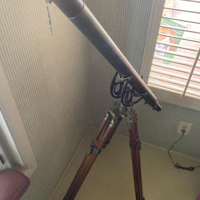 Vintage Brass Telescope With Wooden Base