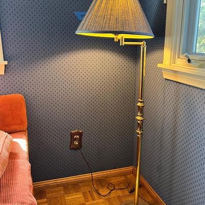 Vintager Brass Floor Lamp