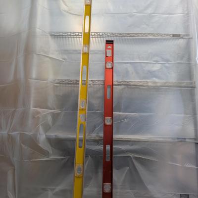 Set of 2 Construction Levels – 6 Ft Yellow & 4 Ft Red Johnson Level