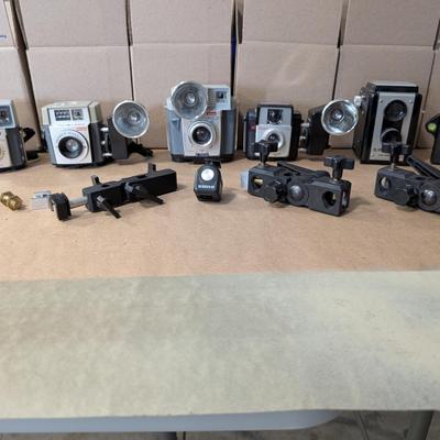 Vintage Camera & Flash Accessory Lot – Kodak, Spartus + Mounting Brackets
