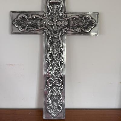 Large Metal Cross