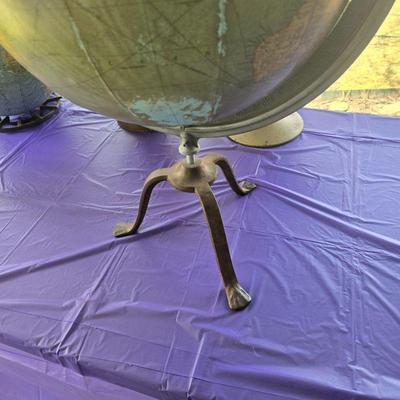 Collectable globes