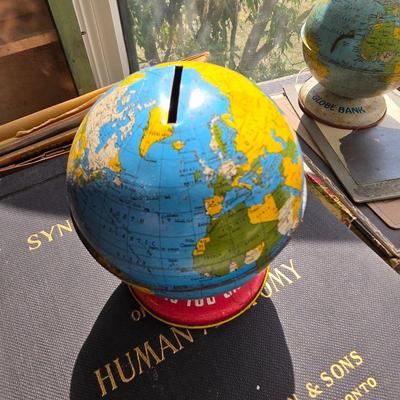 Globe bank 