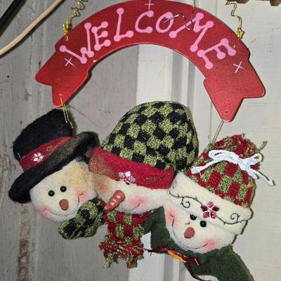 Snowman hanging