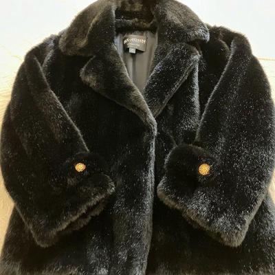 Ml133v st john coat collection