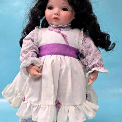"Shy Violet" Hamilton Collection Series Of 1991