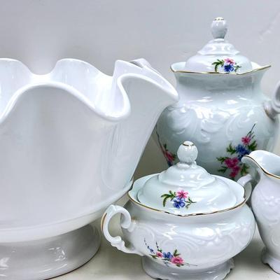 “Wawel” China Set and More