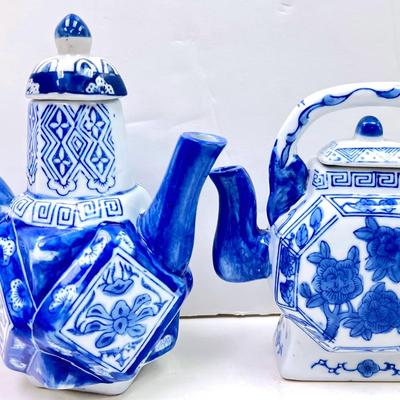 Vintage Chinoiserie Porcelain Teapots