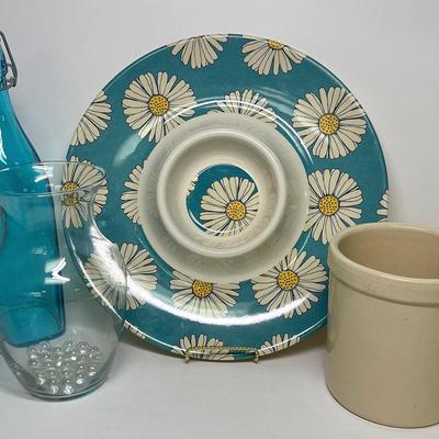 Turquoise And White Decor 