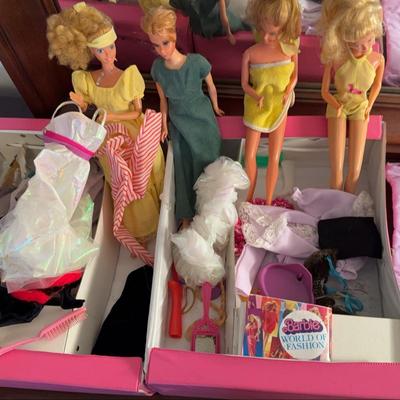 Vintage Barbies Clothing In Case & Pool