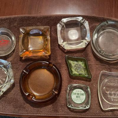 11 vintage Ashtrays
