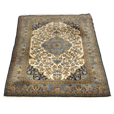 "FLORAL MEDALLION RUG | Pale blue central medallion
h. 95 x w. 61 in."