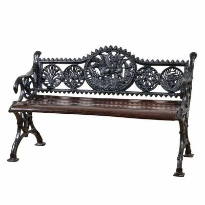 CLASSICAL SCULPTED CAST IRON "HUNTING" BENCH | h. 31.5 x l. 51.5 x d. 20 in.