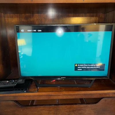 32” Sony HDTV+ DVD Player