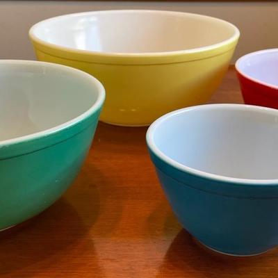 Vintage PYREX Colored Mixing Bowls