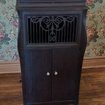 Victrola (LARK)