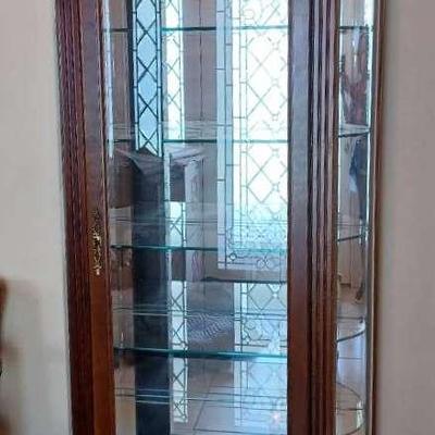Thomasville 5 Glass Shelf Tall Wooden Curio Cabinet